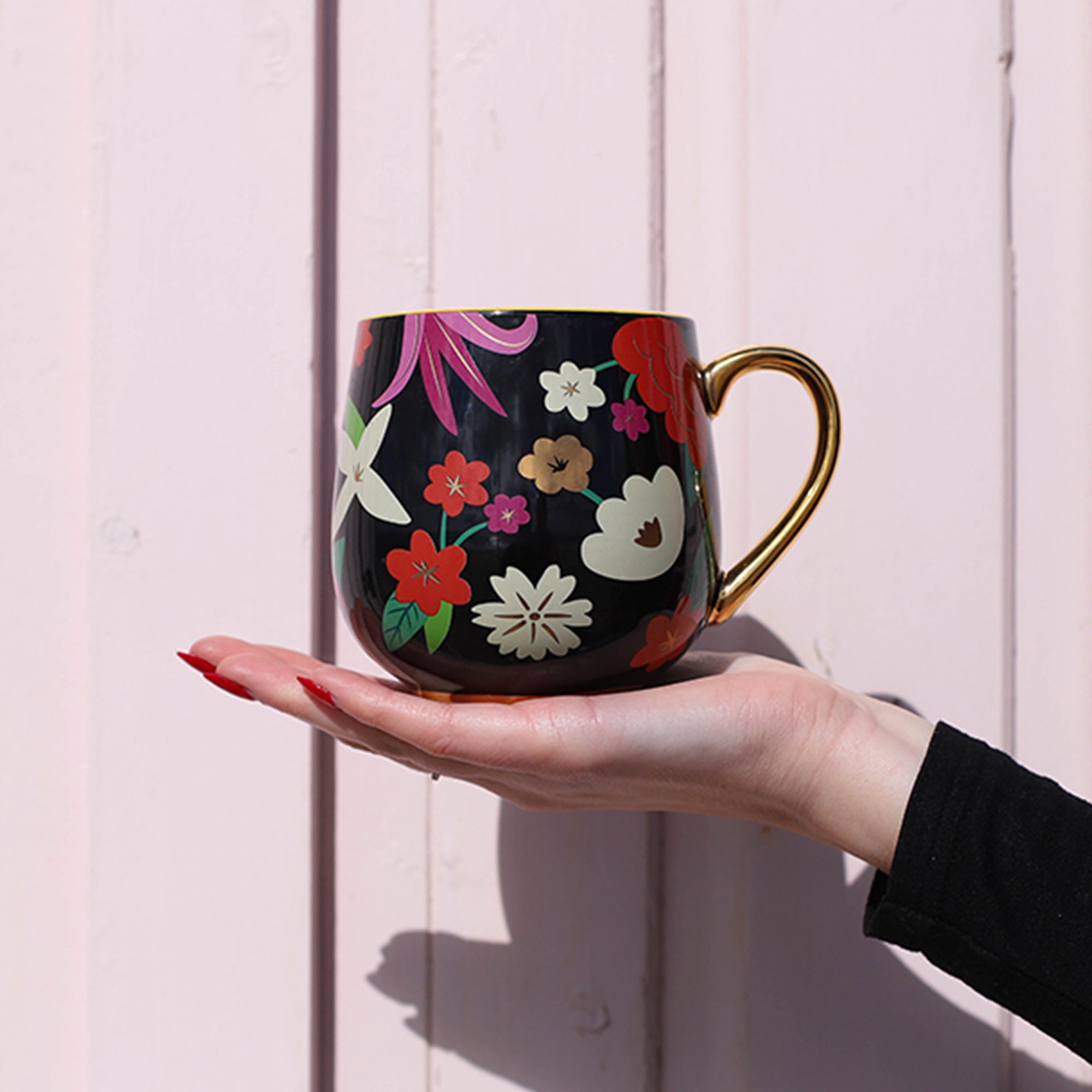 Luxury Gold Handle Floral Mug